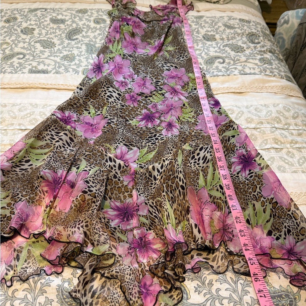 Robbie Bee Vibrant Floral and Leopard Print Dress - Picture 11 of 12
